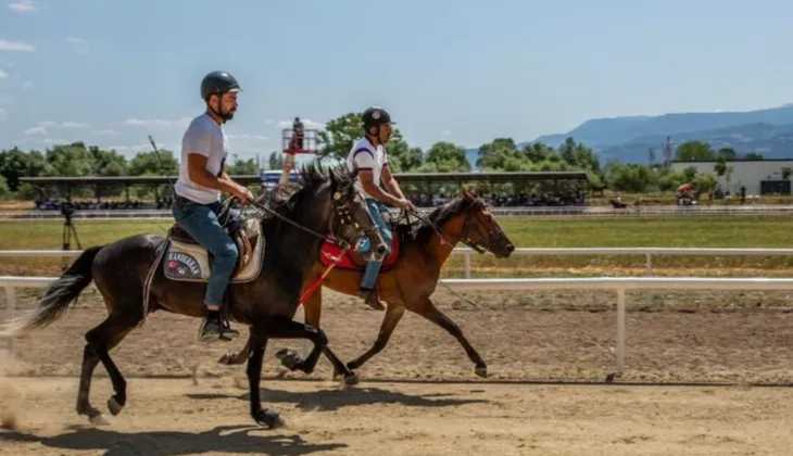 Rahvan Atları Bursa’da Şampiyonluk İçin Nalıyla Yarıştı