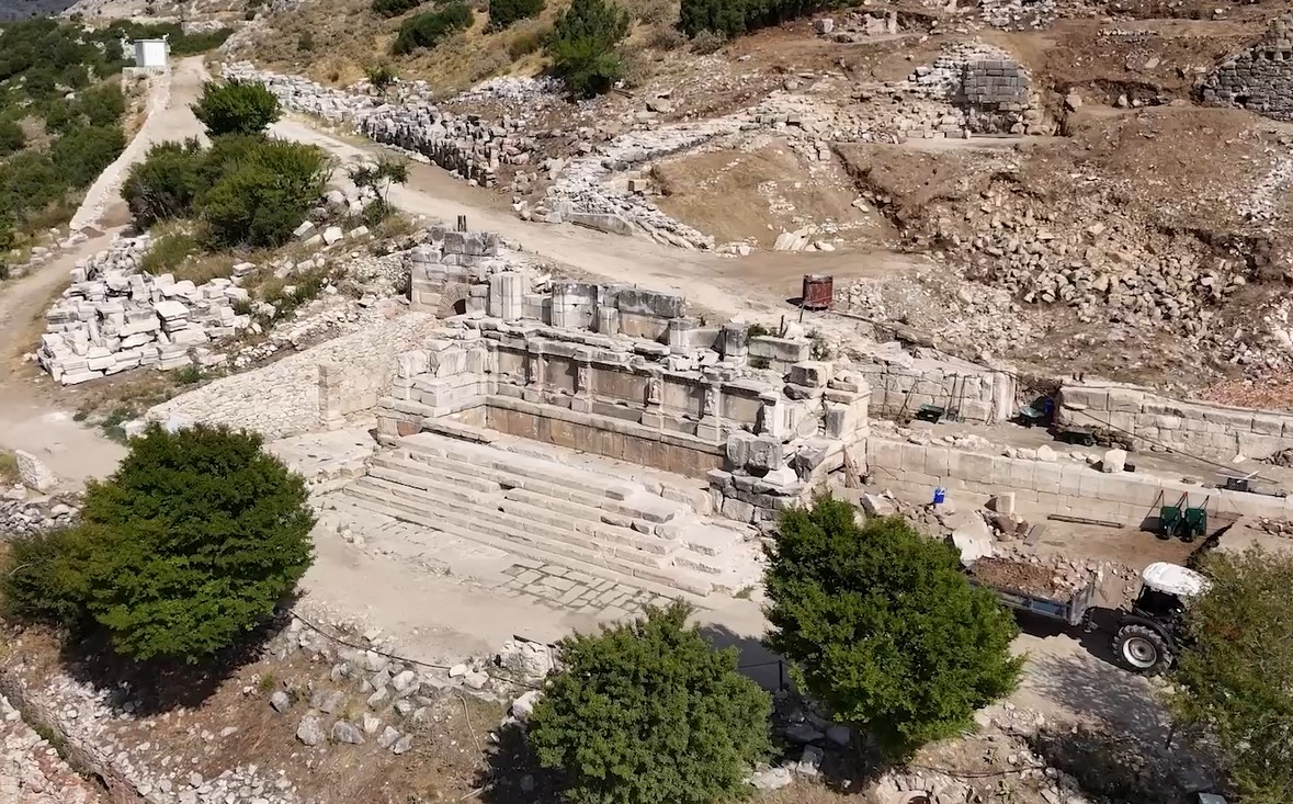 Sagalassos’ta 1800 Yıllık Hadrianus Çeşmesi Gün Yüzüne Çıkıyor