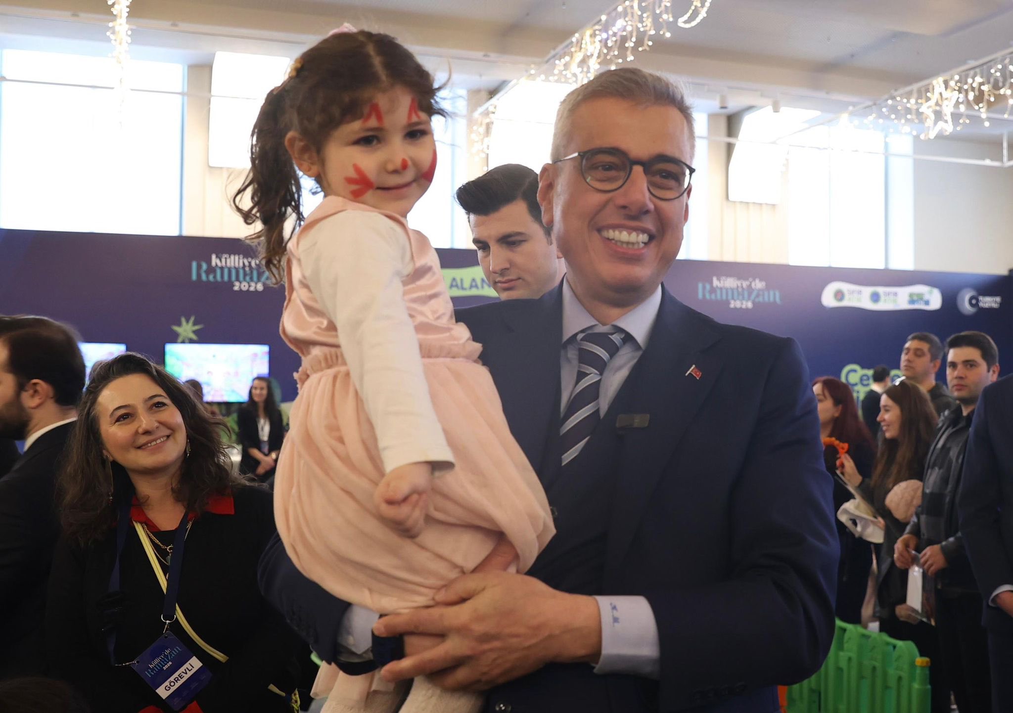 Sağlık Bakanı Memişoğlu 500 Bin Çocuğu Sağlık Elçisi Yaptı