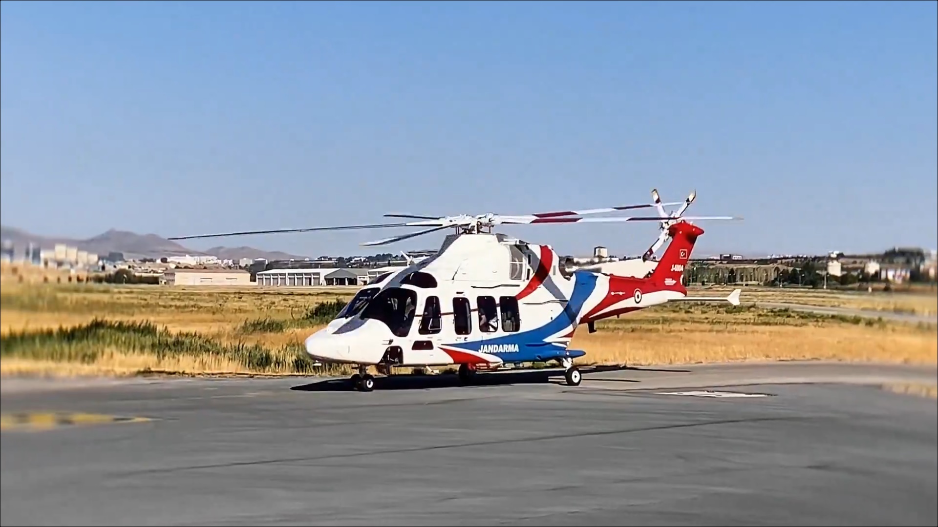 Sağlık Bakanlığına Yerli Teslimat: GÖKBEY Hava Ambulansları 6-8 Ay İçinde Havalanacak