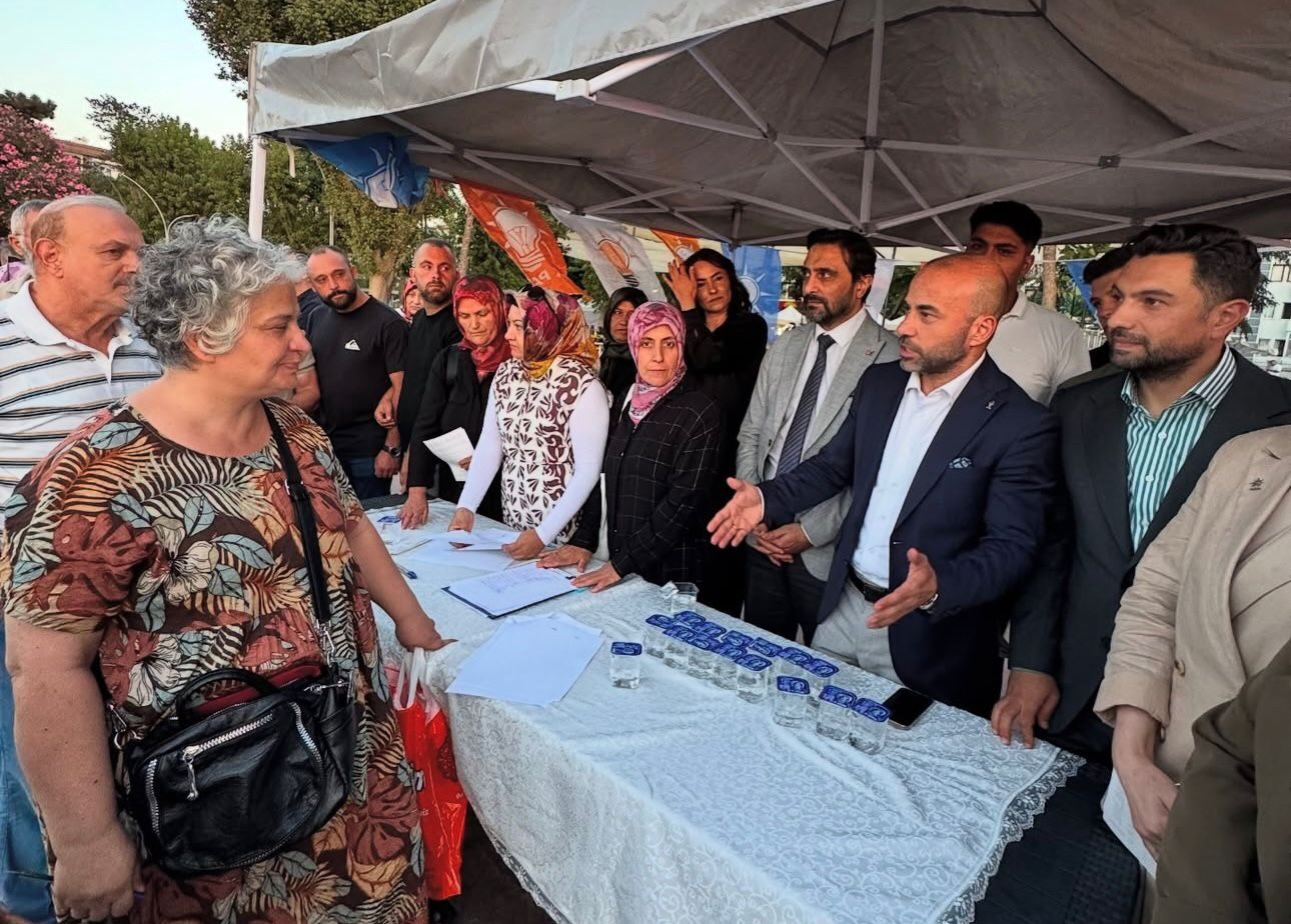 “Sahilime Dokunma!” İmza Kampanyası Çiftlikköy’de Başlatıldı