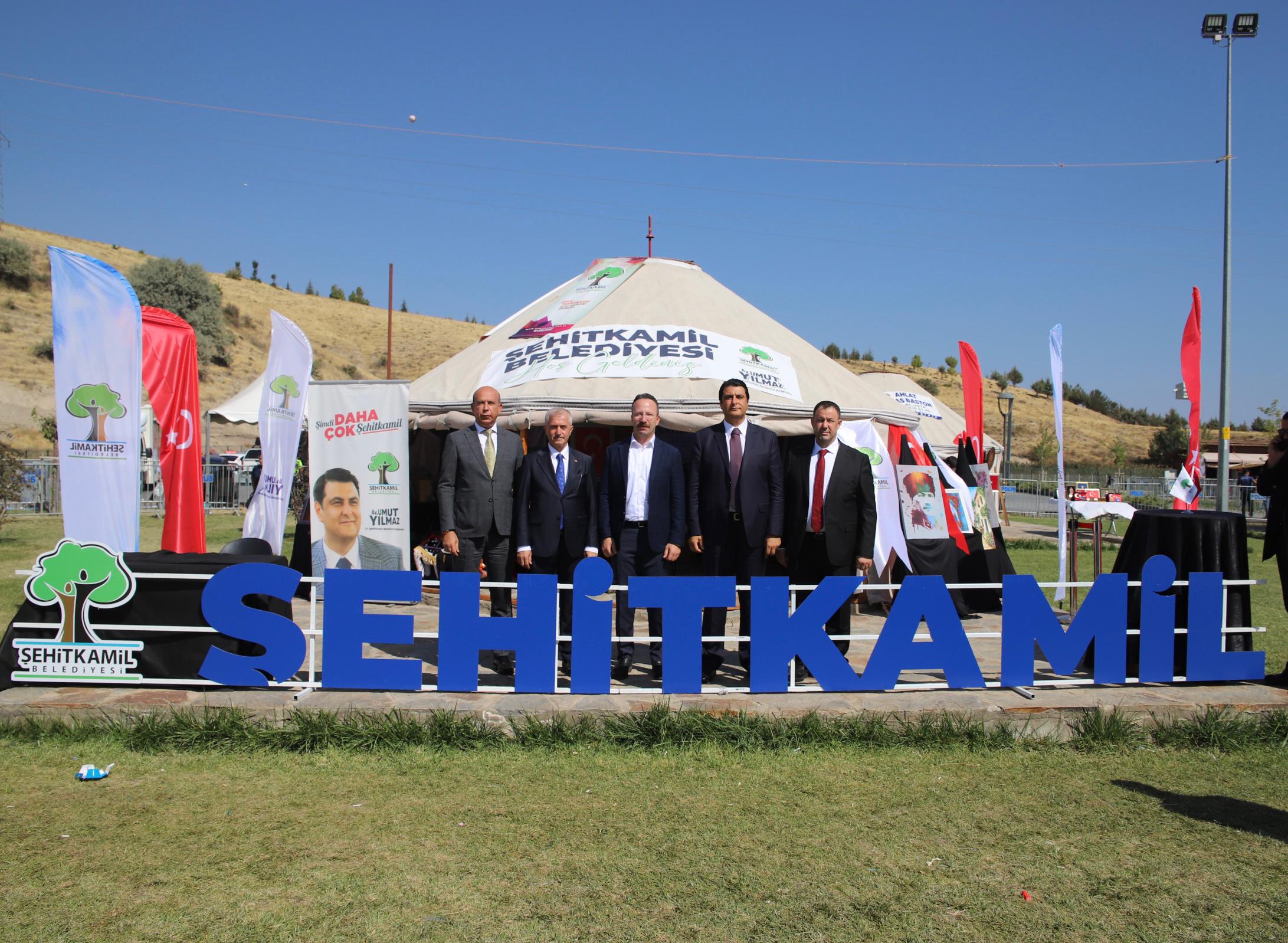 Şehitkamil Belediyesi Ahlat’da Yerini Aldı