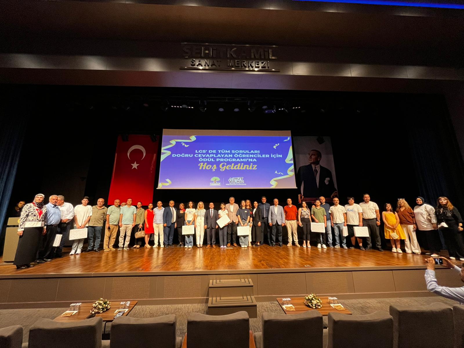 Şehitkamil Belediyesi LGS Birincilerini Ödüllendirdi