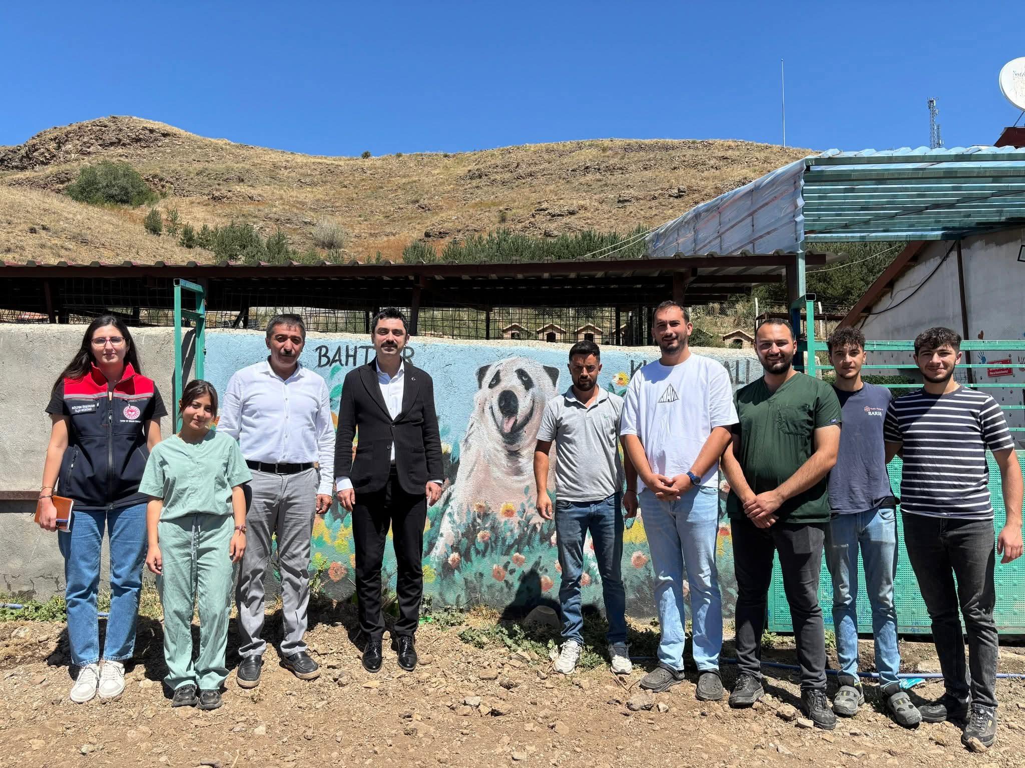 Susuz Kaymakamı’ndan Hayvan Barınağına Ziyaret