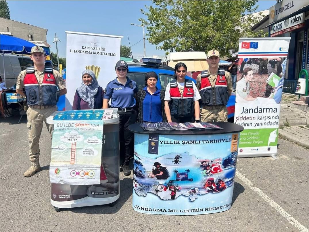 Susuz’da Kadına Yönelik Şiddetle Mücadelede KADES Tanıtım Standı Kuruldu
