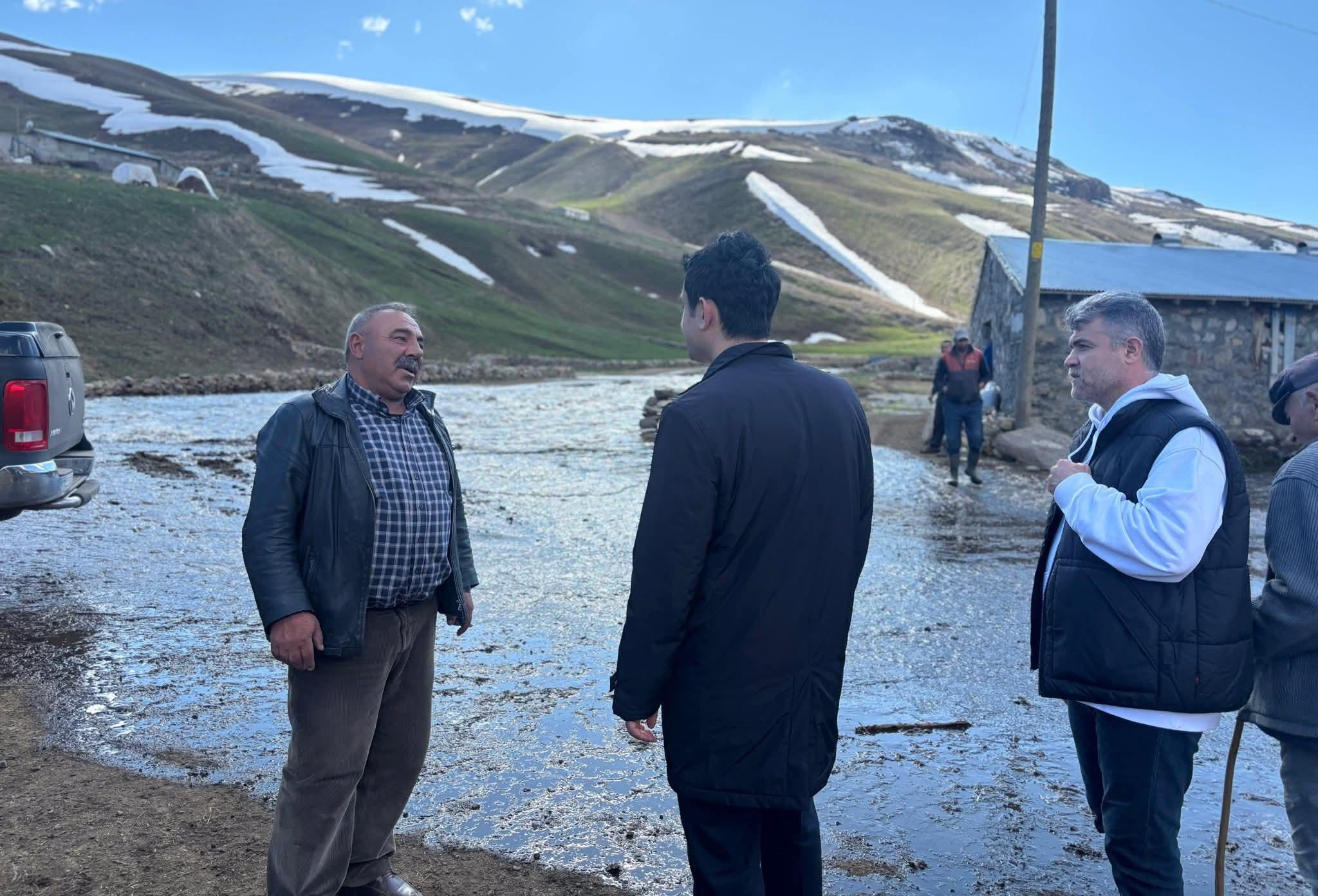 Susuz’da Taşkın Alarmı: Kaymakam Tutal Sahada İncelemelerde Bulundu