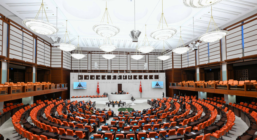 TBMM İnsan Hakları Komisyonu 5 Alt Komisyonla Çalışmalarına Devam Edecek