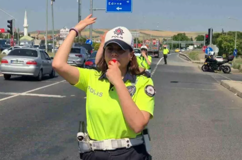 Tekirdağ-İstanbul Yolunda Bayram Mesaisi: 455 Trafik Polisi Görev Başında