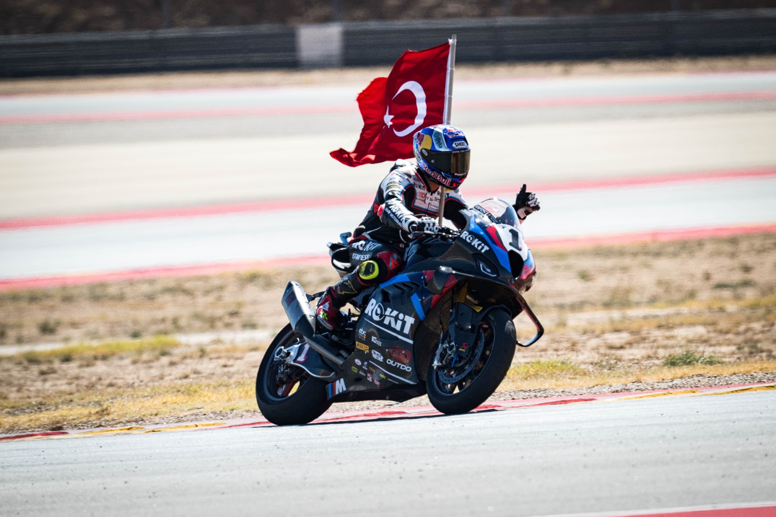 Toprak Razgatlıoğlu’ndan Tarihi Başarı: MotoGP’de Puan Kazanan İlk Türk Oldu