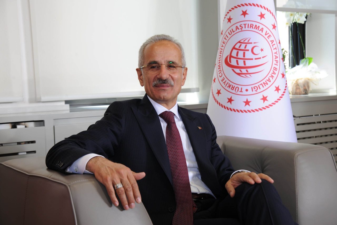 Trabzon’a Yeni Havalimanı ve Ulaşım Projeleri: Ulaştırma Bakanı’ndan Açıklamalar