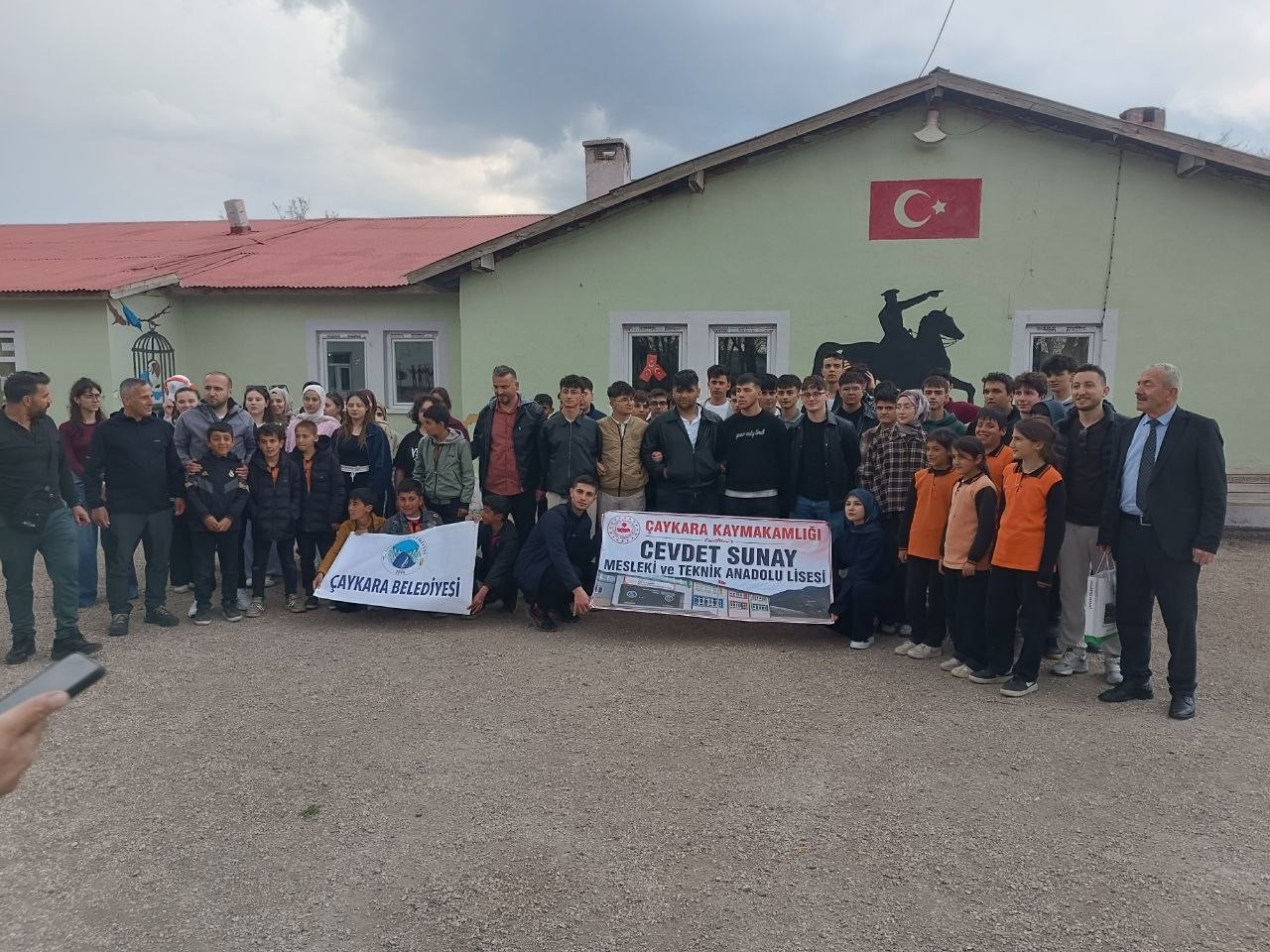 Trabzon’dan Van’a kardeşlik gönül köprüsü