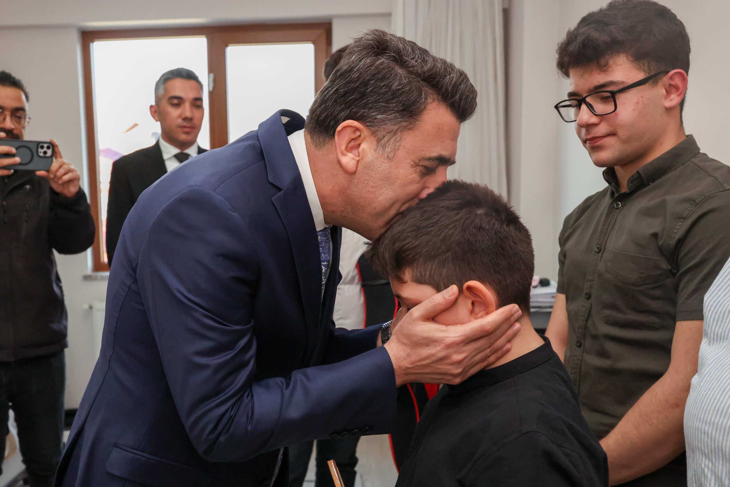 Tunceli Valisi Aygöl “Yarın Sizdeyiz” Etkinliğinde Ailelerle Buluştu