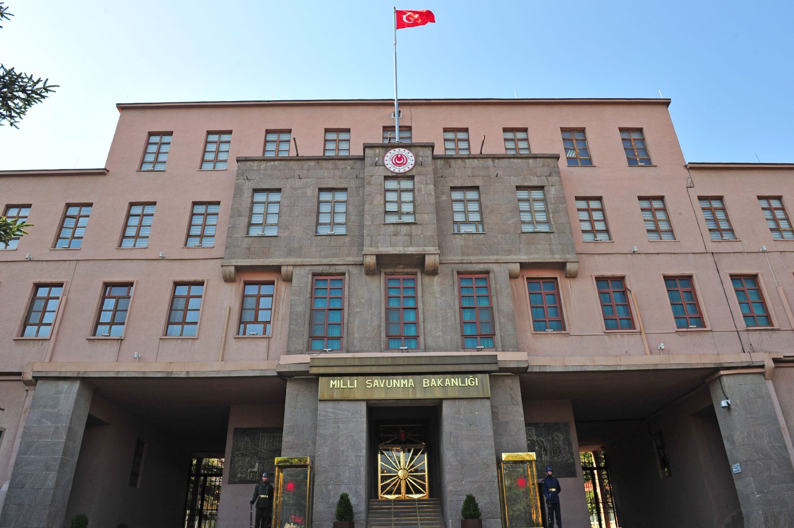 Türk Hava Sahasına Giren Balistik Mühimmat Etkisiz Hale Getirildi