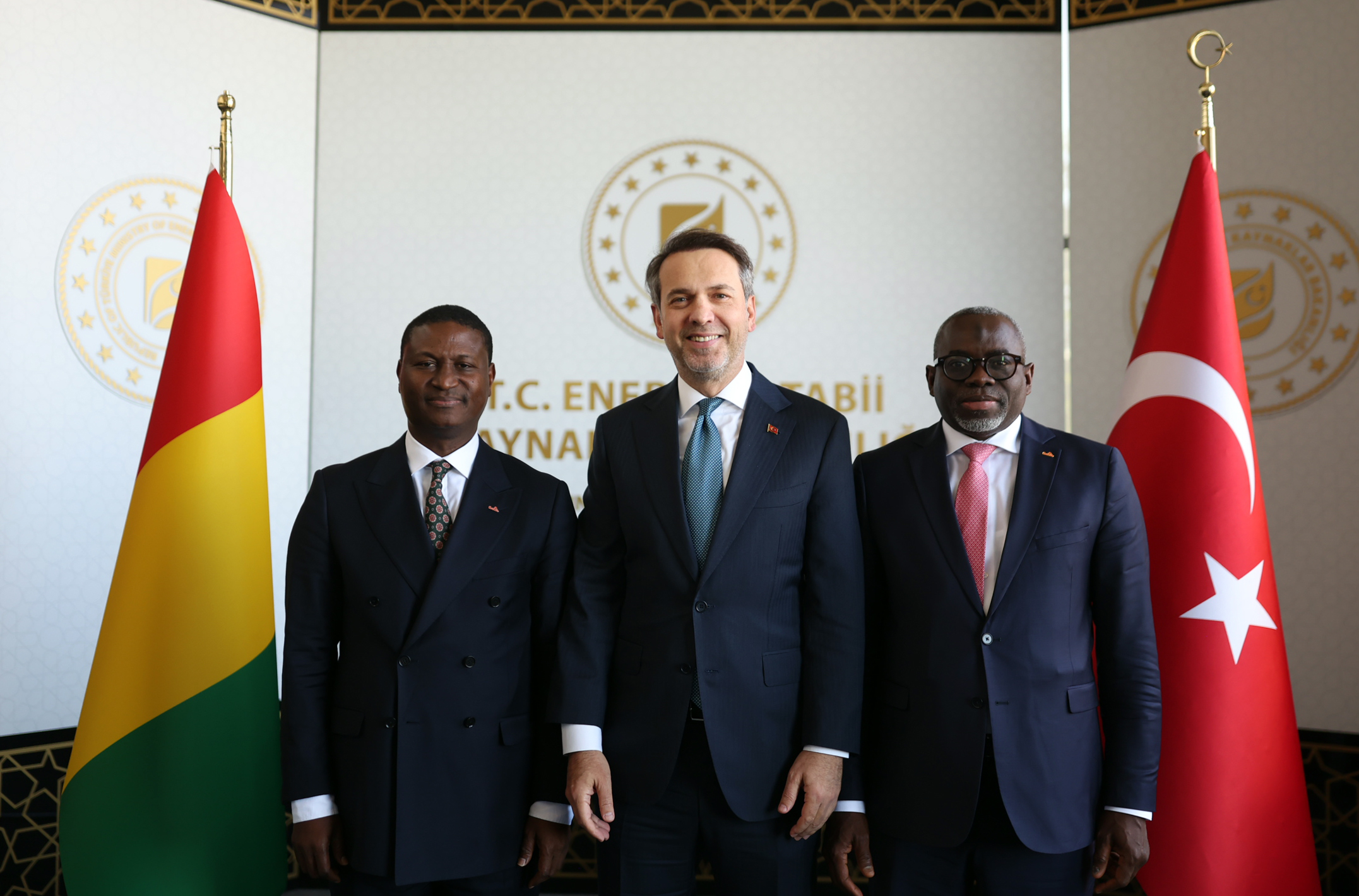 Türkiye İle Gine Enerji ve Madencilik Alanında İş Birliğini Güçlendirecek