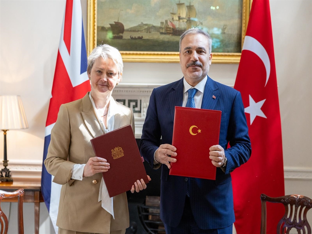 Türkiye ile İngiltere Arasında Yeni Dönem: Stratejik Ortaklık Belgesi İmzalandı