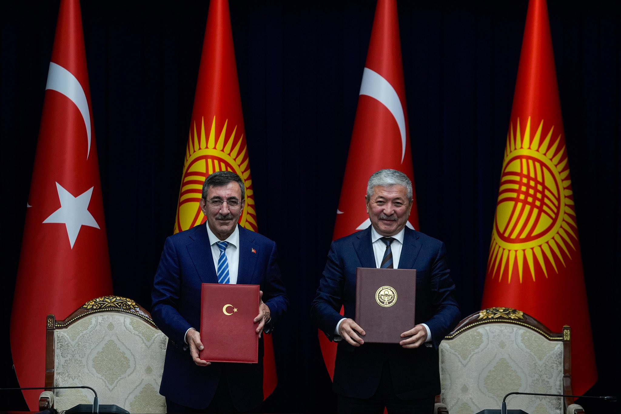 Türkiye-Kırgızistan Arasında 77 Maddelik Eylem Planı İmzalandı