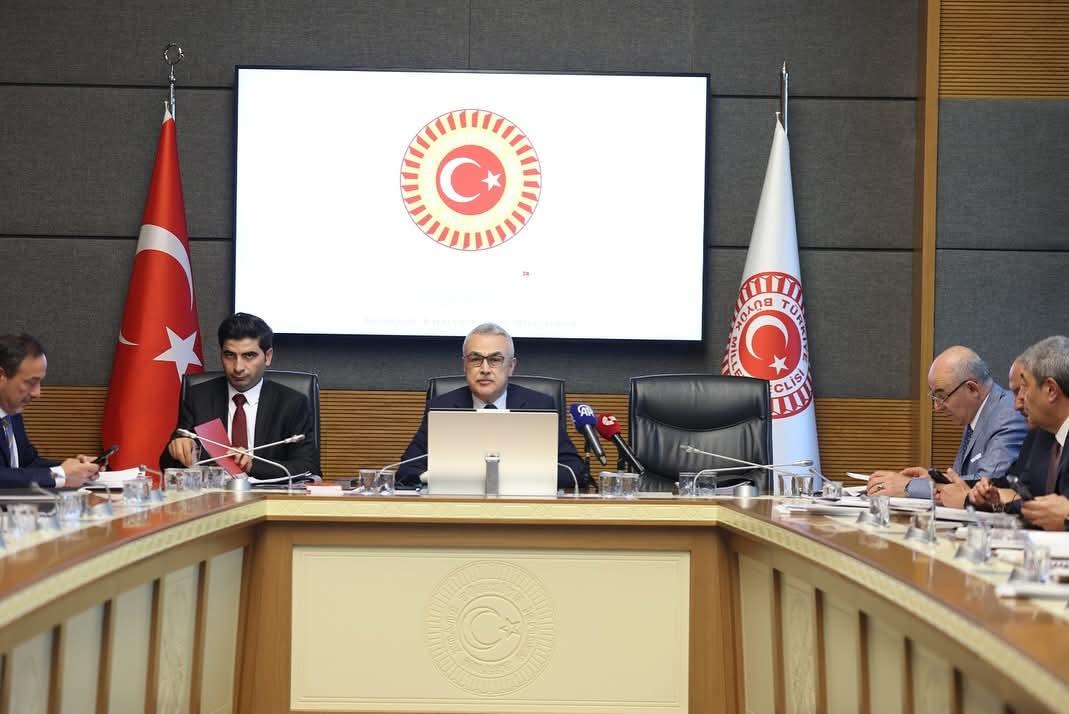 TÜRKŞEKER’in 2021-2022 Faaliyetleri TBMM KİT Üst Komisyonu’nda Görüşüldü