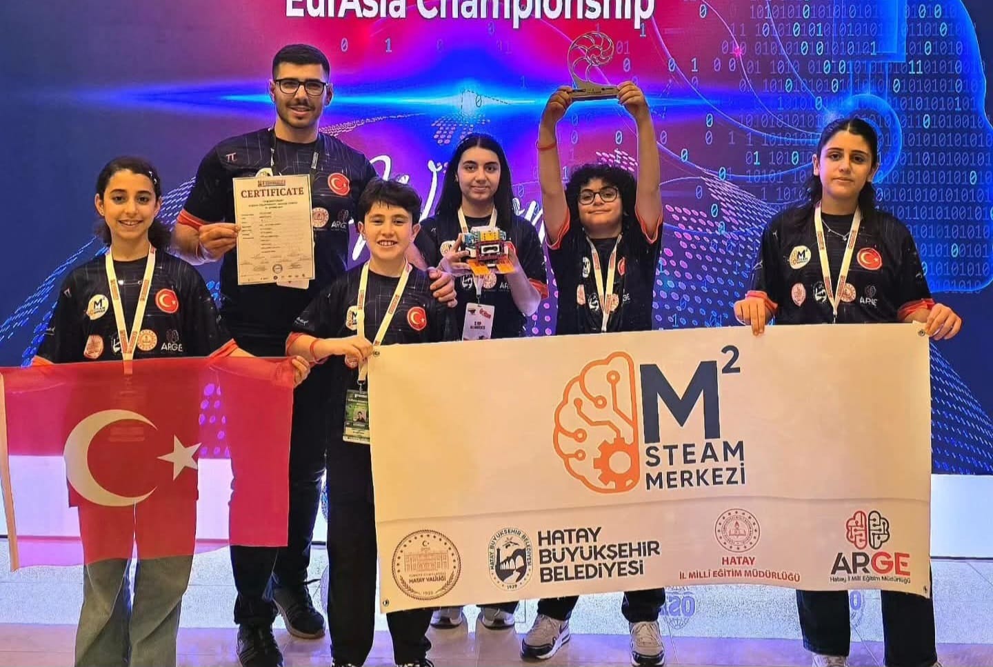 ULUSLARARASI ARENADA HATAY RÜZGARI ESTİ