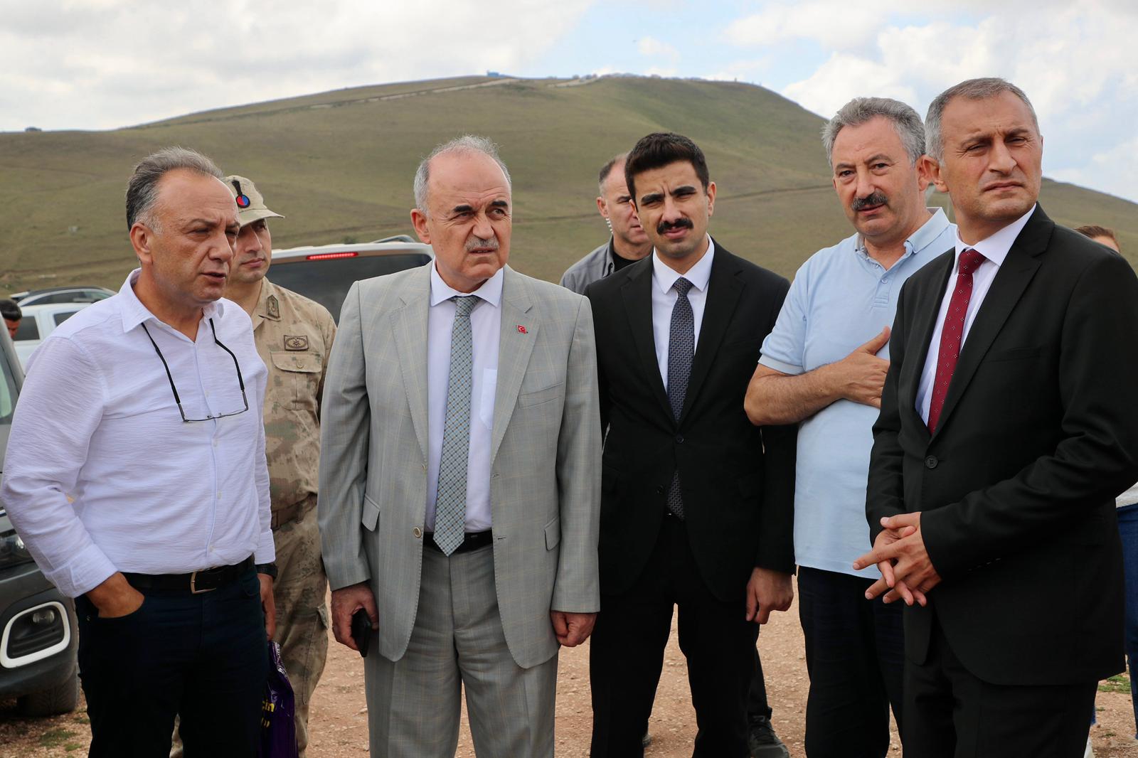 Vali Erol: “Meraların Amacı Dışında Kullanılmasına Müsaade Etmeyeceğiz”