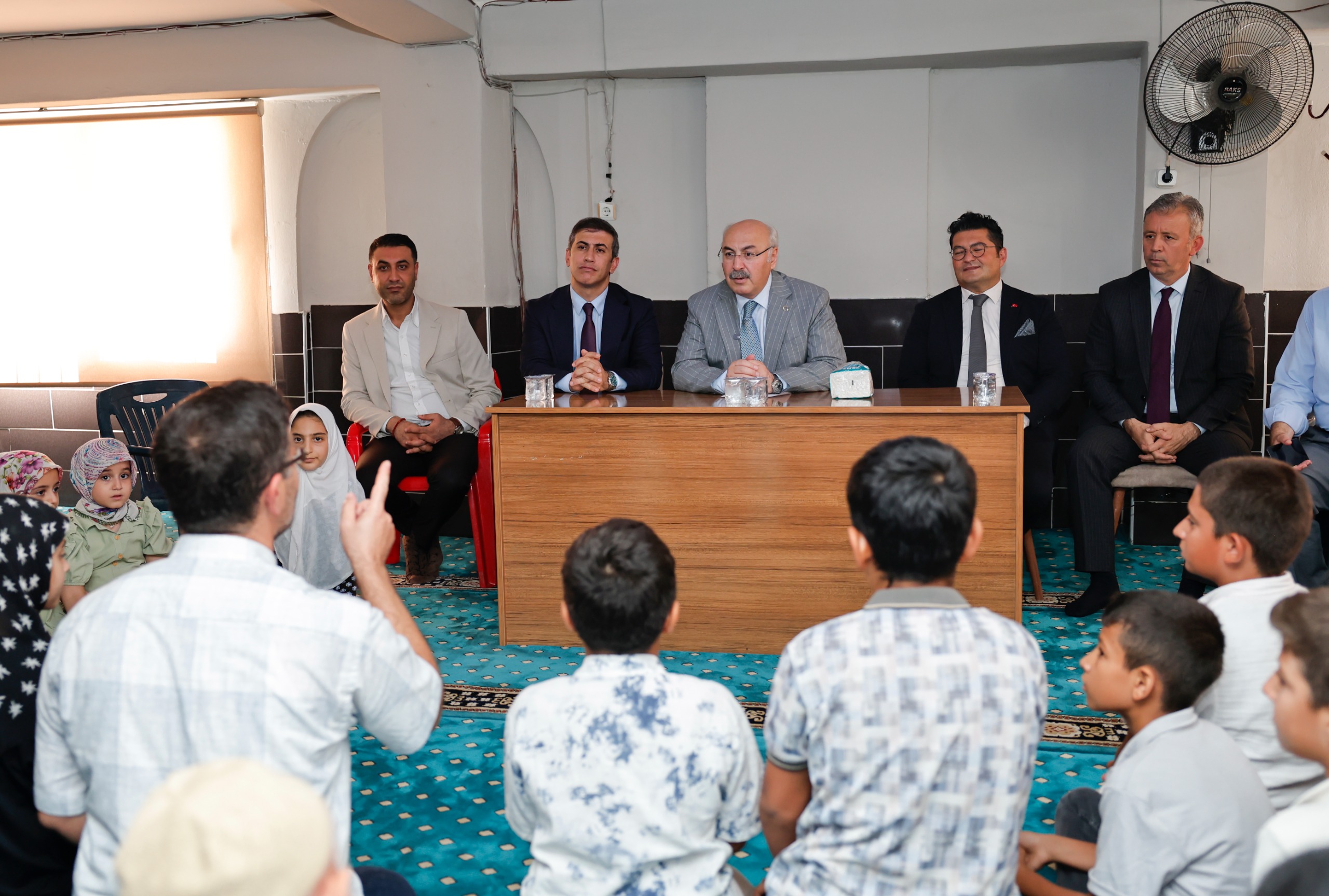 Vali Köşger, Yaz Kur’an Kursu Öğrencileriyle Buluştu