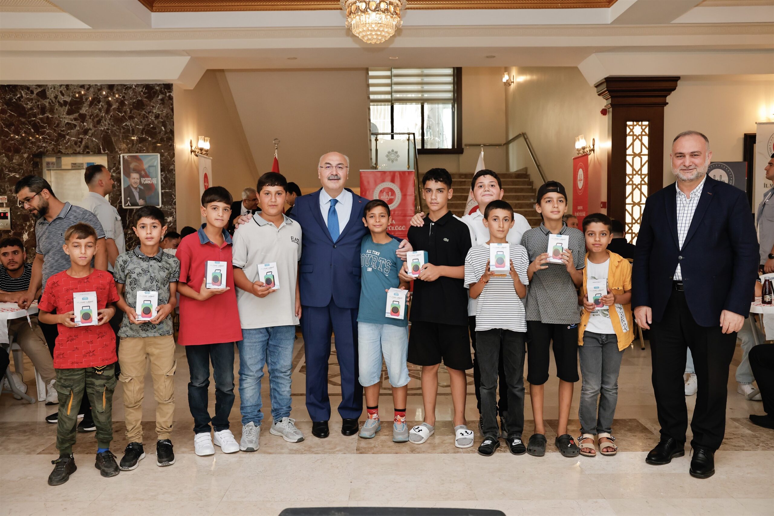 Vali Köşger, Yaz Kur’an Kursu Öğrencileriyle Buluştu