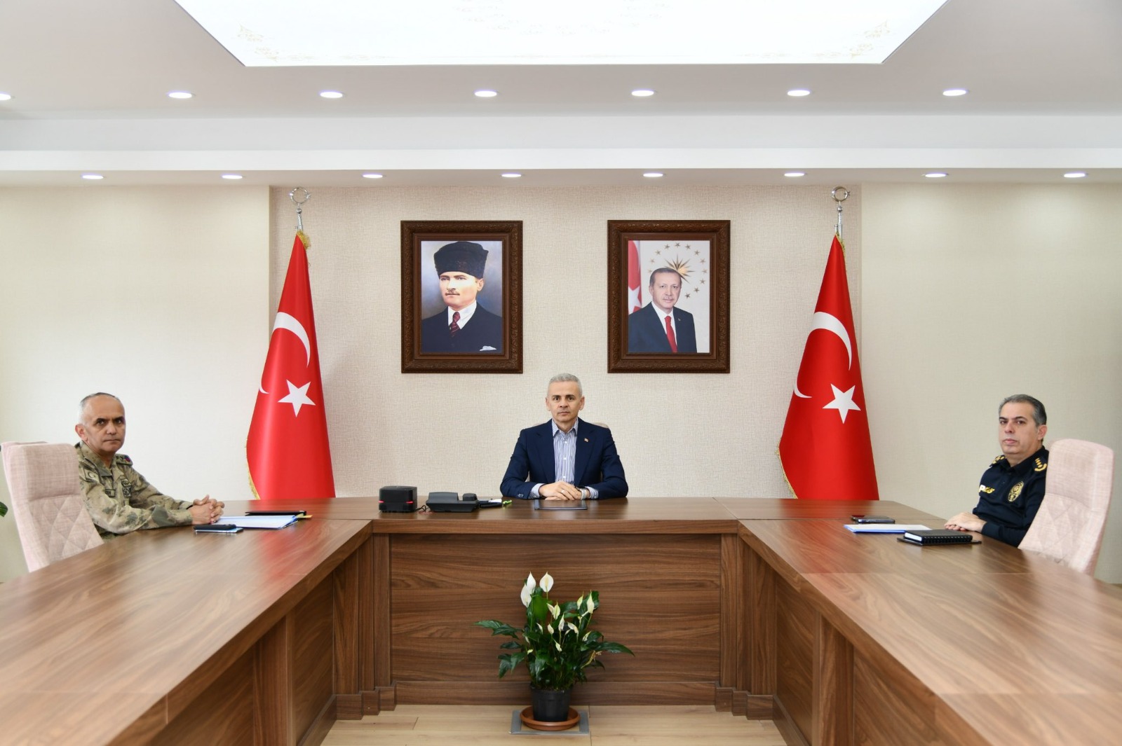 Vali Mehmet Fatih Çiçekli Ramazan Bayramı Tedbirleri Toplantısına Katıldı