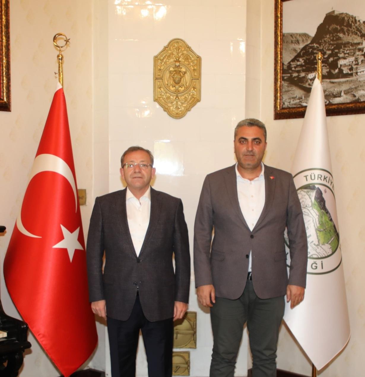 Vali Ziya Polat, Akyaka Belediye Başkanı Ergüder Toptaş’ı Kabul Etti