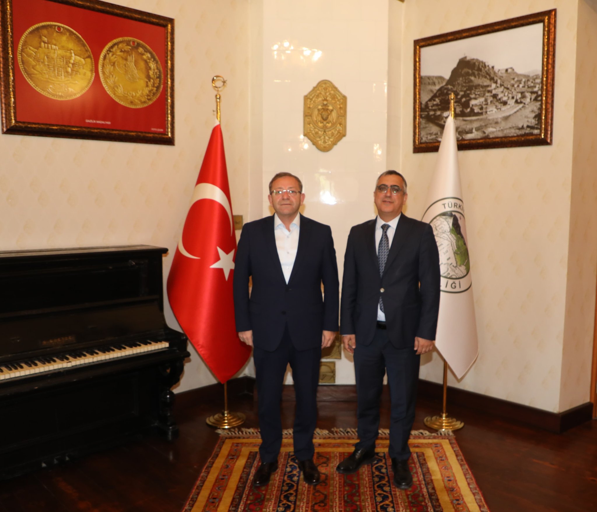 Vali Ziya Polat, Mülkiye Müfettişi Harun Yücel’i Makamında Kabul Etti