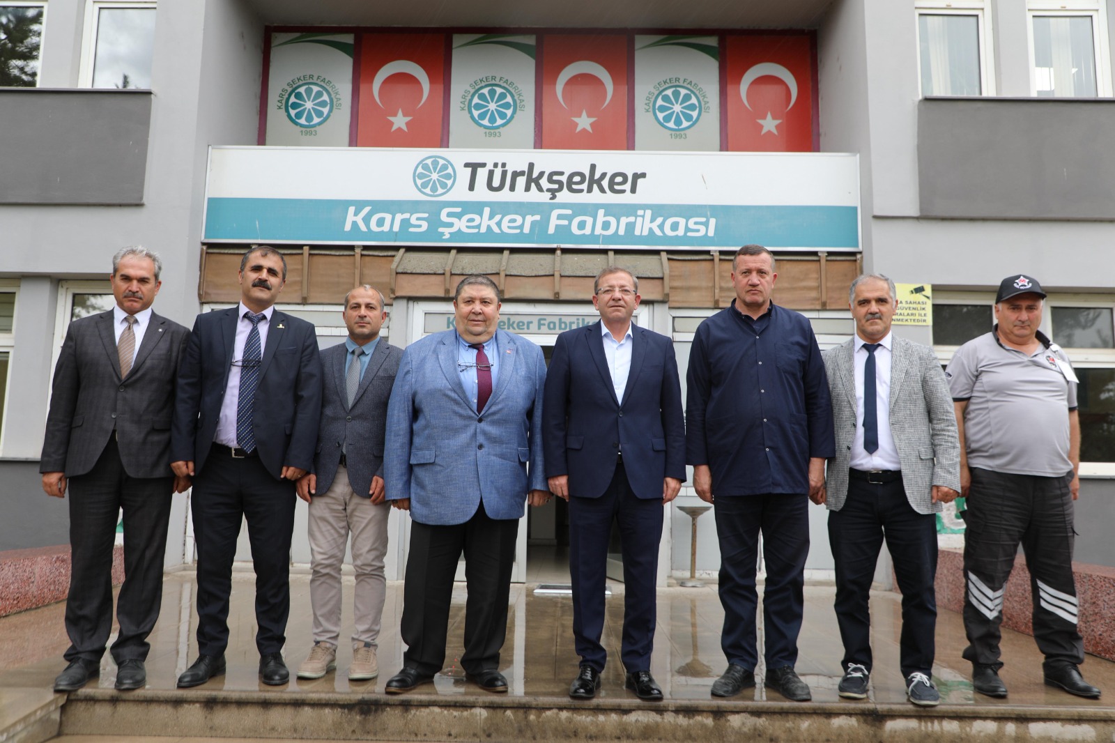 Vali Ziya Polat’tan Kars Şeker Fabrikası Müdürü Sezai Doğan’a Ziyaret