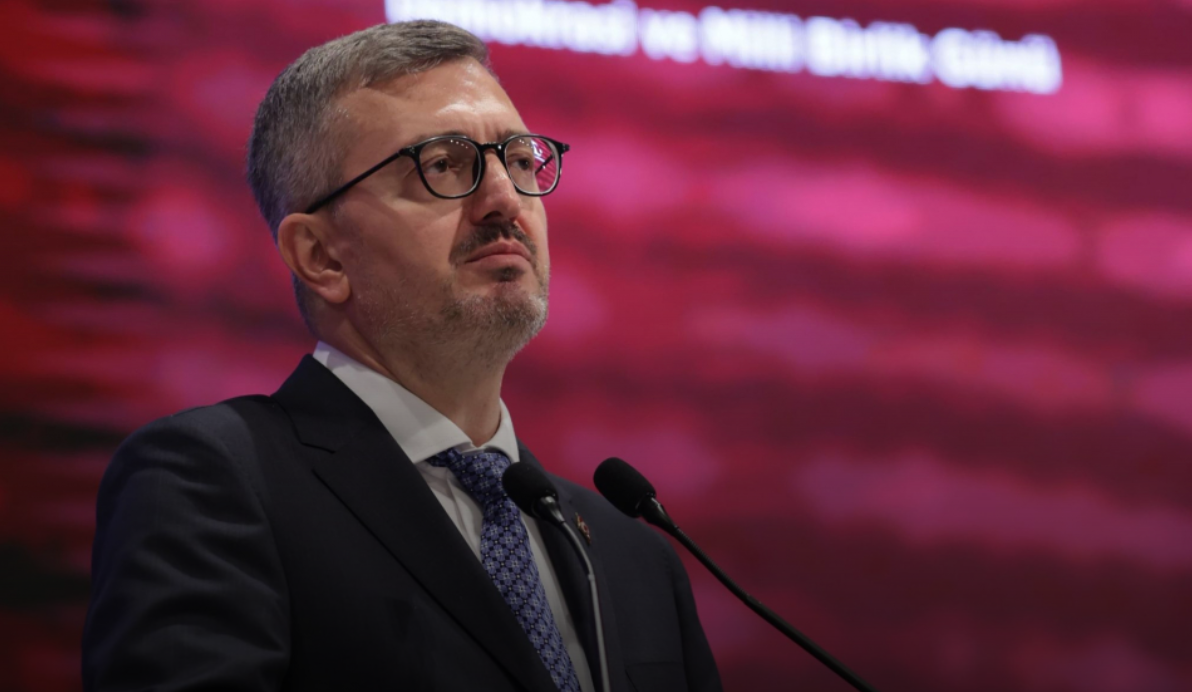 Van’da 5.2 Büyüklüğünde Deprem: İletişim Başkanı Duran’dan Açıklama