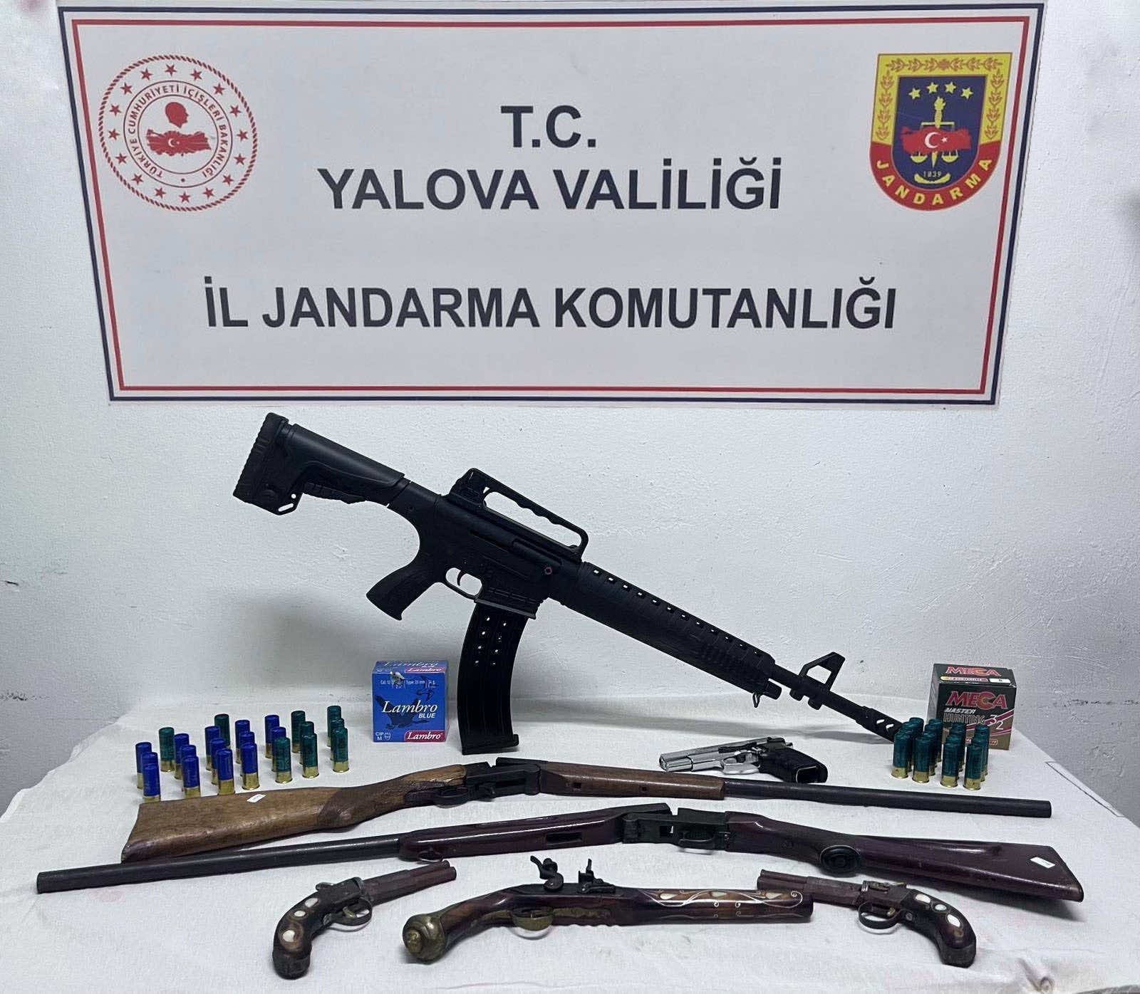 Yalova Altınova’da Silah ve Tarihi Eser Operasyonu: 1 Şüpheli Tutuklandı