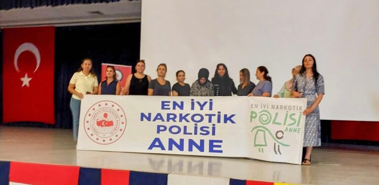 Yalova İl Emniyet Müdürlüğü’nden Annelere Uyuşturucuyla Mücadele Eğitimi