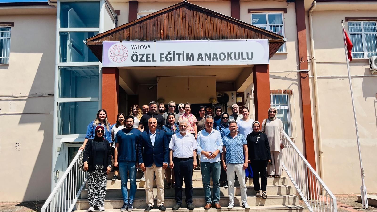 Yalova İl Milli Eğitim Müdürü Aytekin Yılmaz’dan Özel Eğitim Okullarına Anlamlı Ziyaret