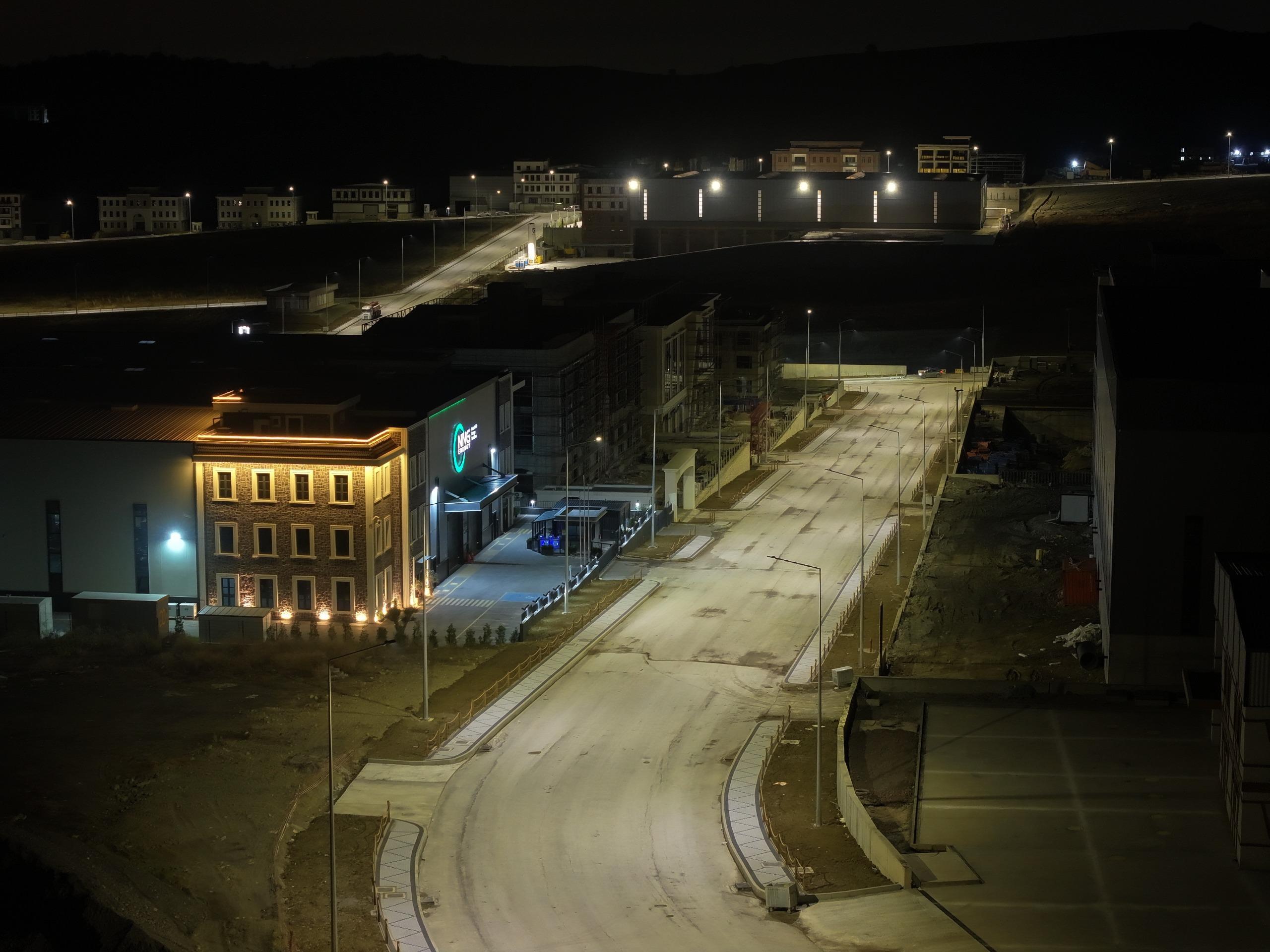 Yalova Makine İhtisas OSB’de Yeni Nesil Elektrik ve Aydınlatma Altyapısı Devrede