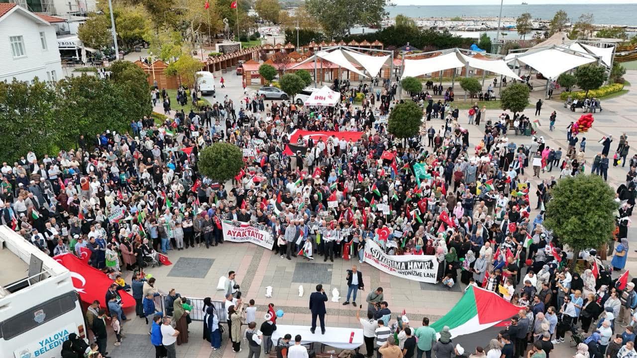 Yalova Meydanı’nda “Gazze İçin Meydandaydık” Çağrısı