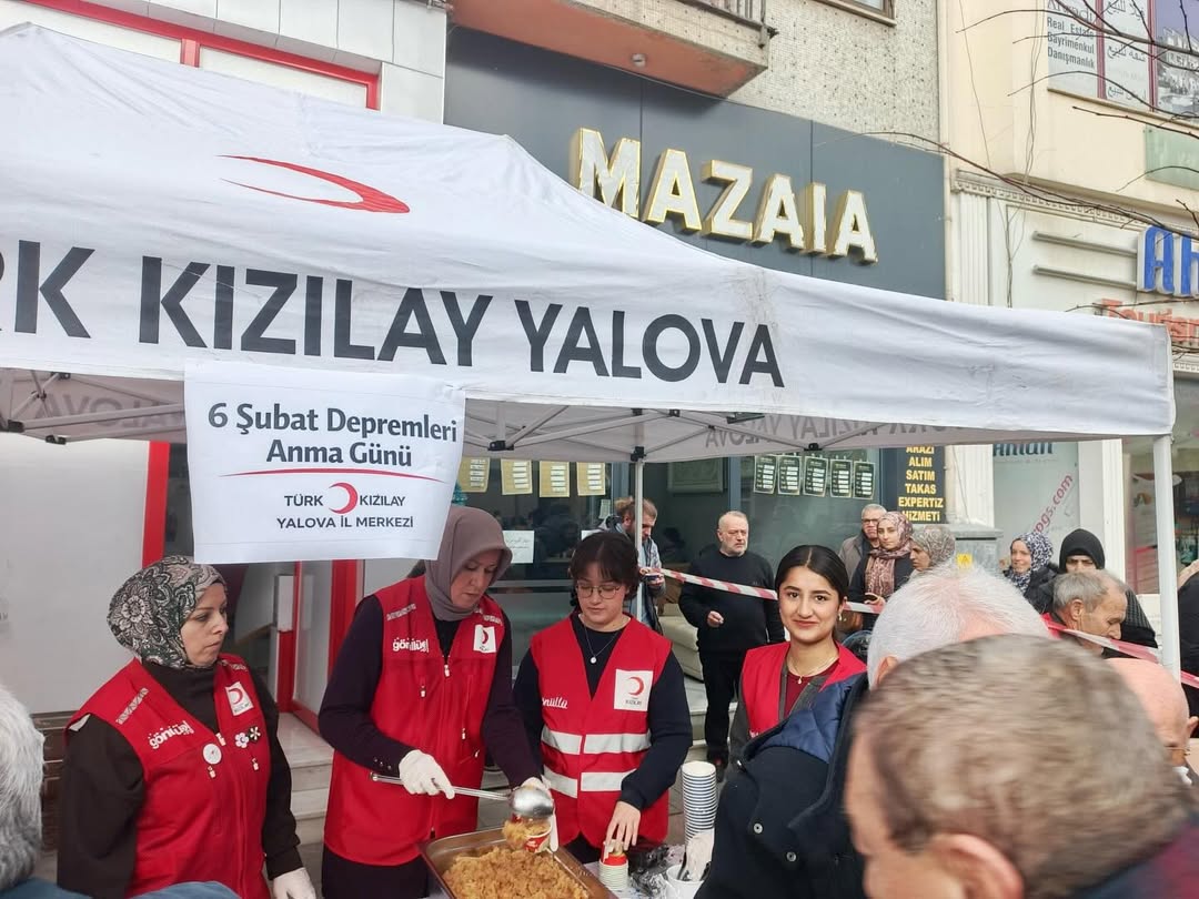 Yalova’da Deprem Şehitleri Dualarla Anıldı