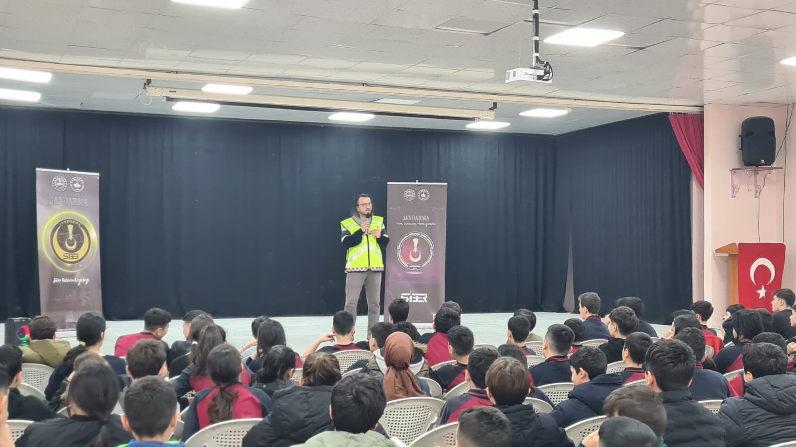 Yalova’da Öğrencilere Yönelik Kapsamlı Siber Eğitim