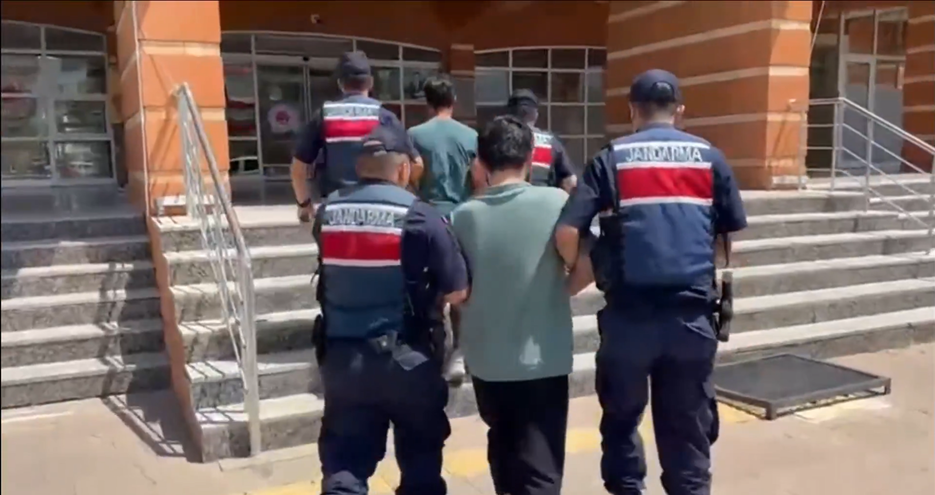 Yerlikaya: DEAŞ Operasyonlarında 26 Şüpheli Yakalandı