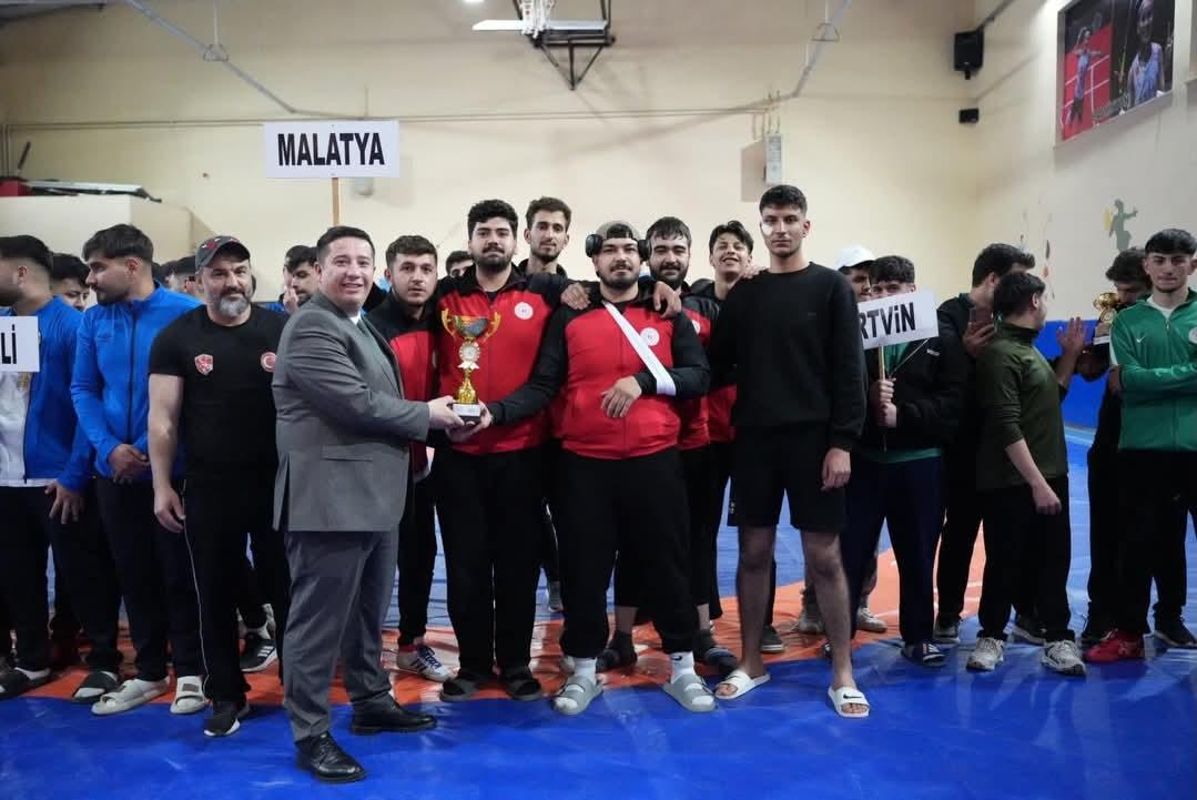 YurtLig Güreş Türkiye Şampiyonası Sona Erdi