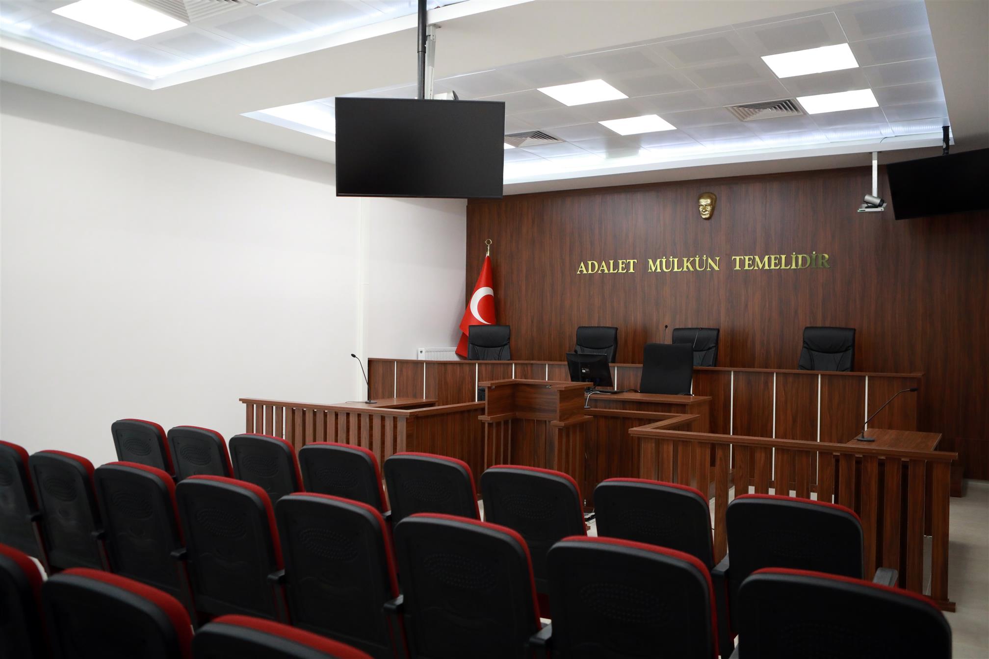 Zabıt Katibi UYAP Skandalında 1190 Yıl Hapisle Yargılanıyor