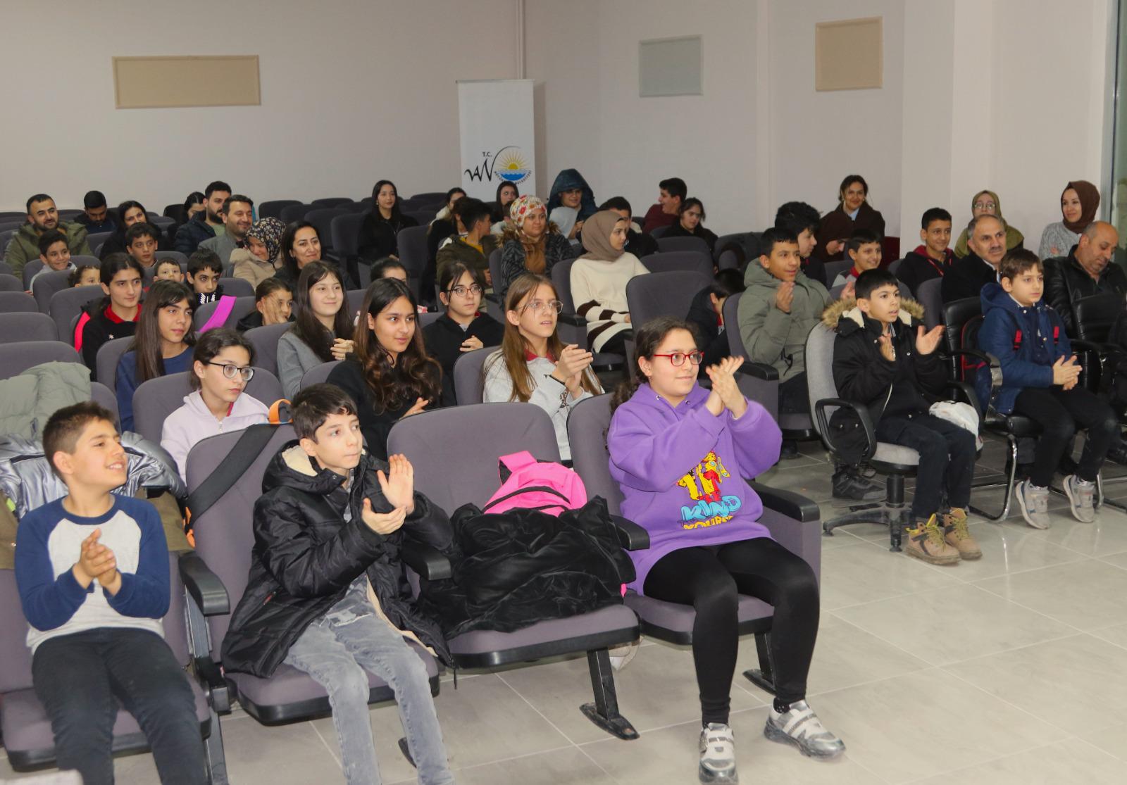 Zaferler İlk ve Ortaokulu’nda Öğrencilere Anlamlı Destek Programı