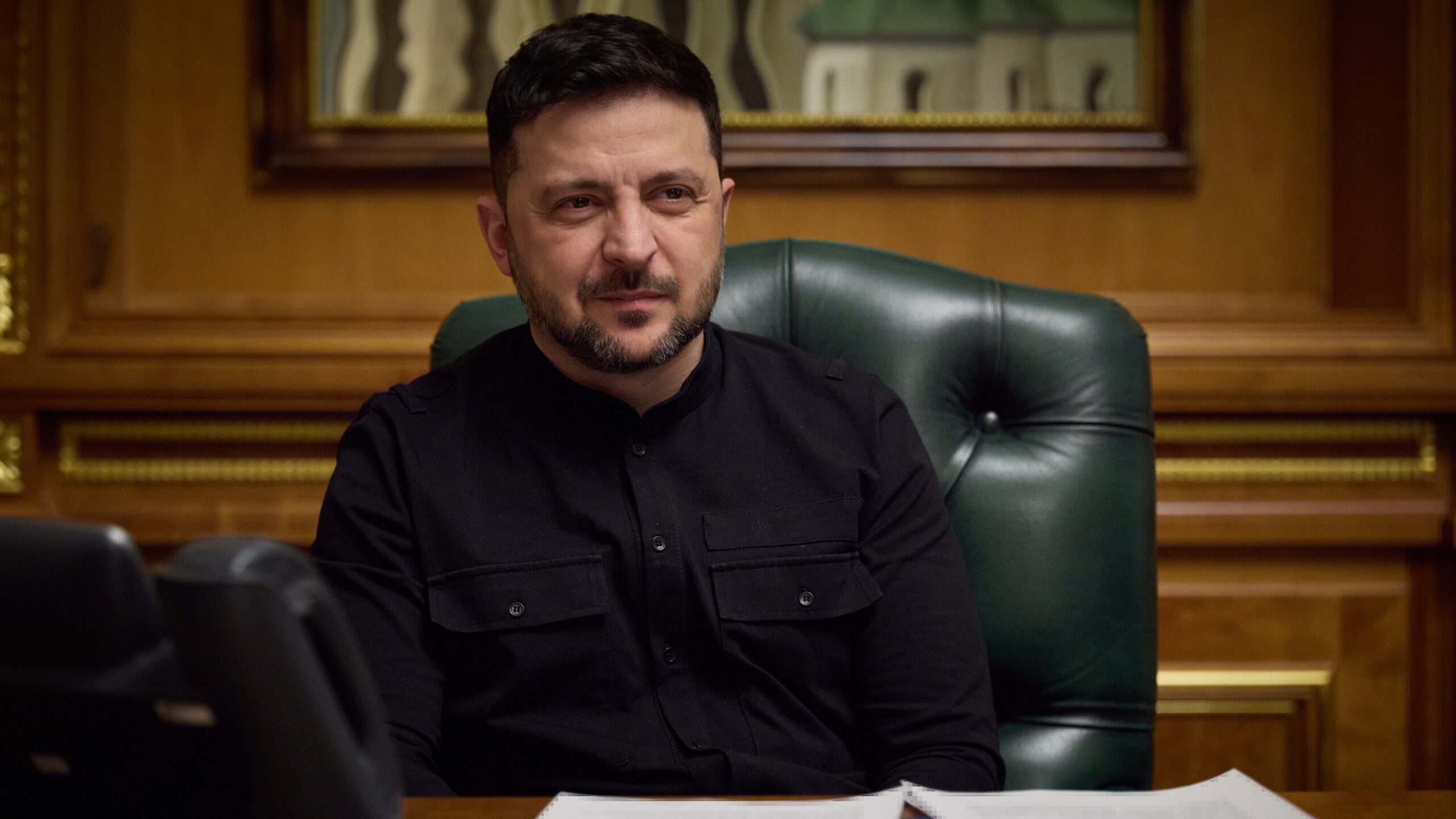 Zelenskiy: Rusya’daki Rafinerileri Ve İha Üslerini Hedef Aldık